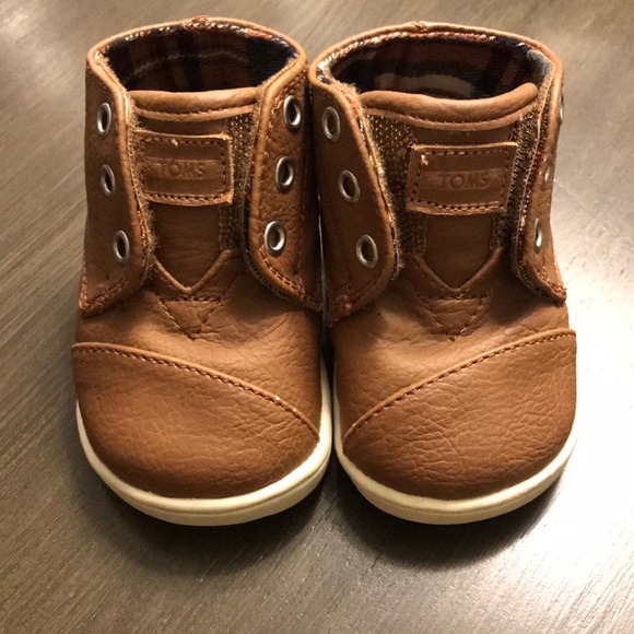 baby boy toms